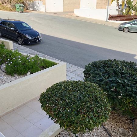 Beautiful 2 Bed Apartment In Peyia Valley, Paphos ภายนอก รูปภาพ