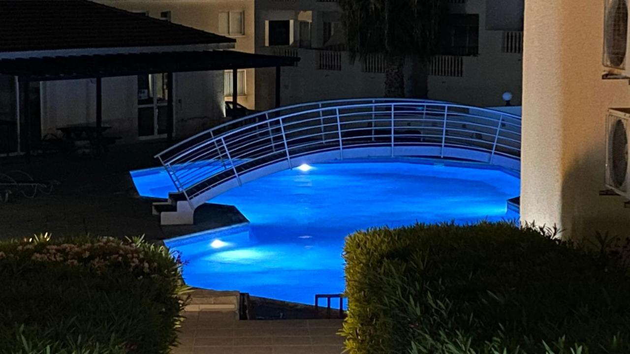 Beautiful 2 Bed Apartment In Peyia Valley, Paphos ภายนอก รูปภาพ