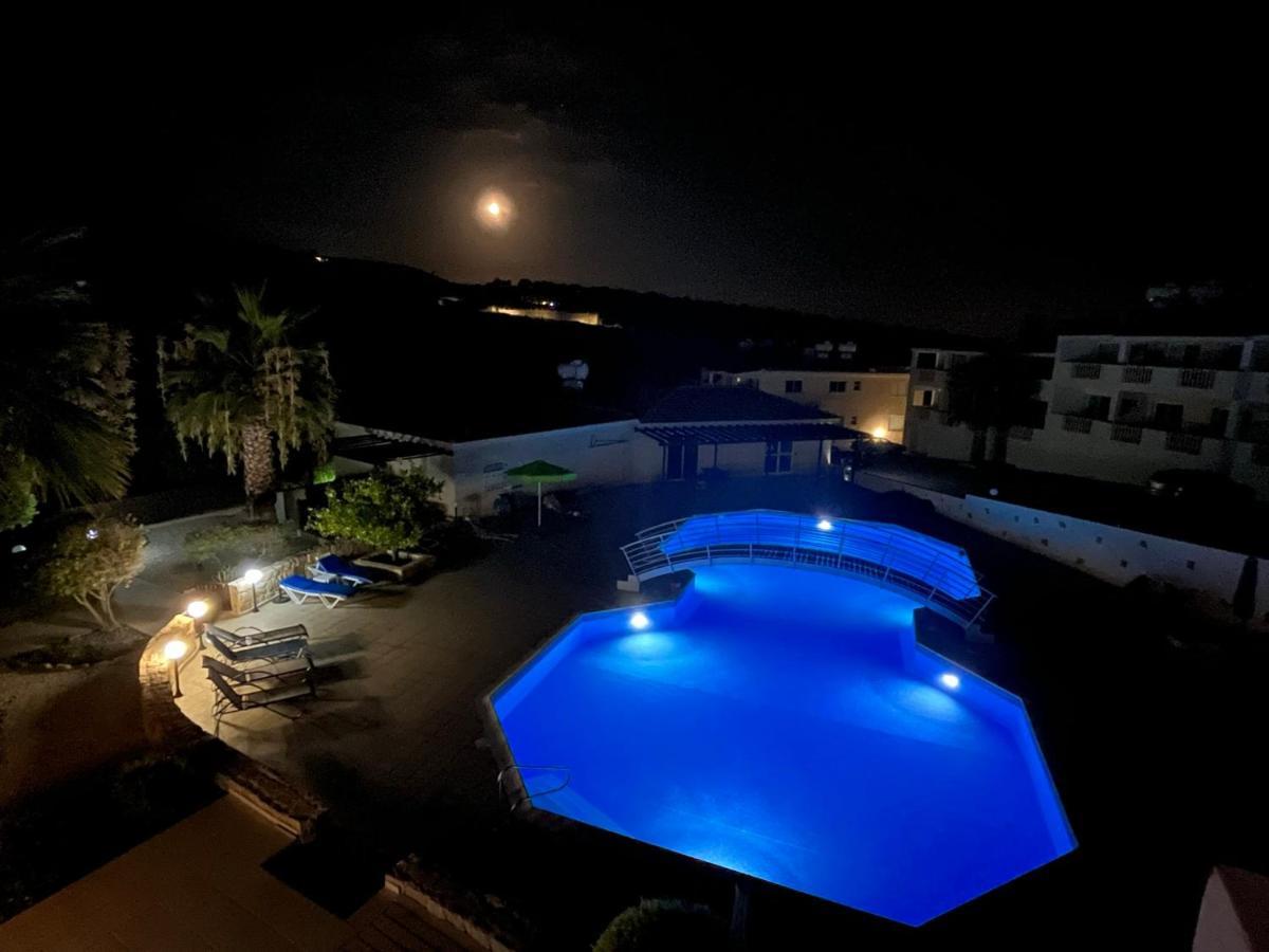 Beautiful 2 Bed Apartment In Peyia Valley, Paphos ภายนอก รูปภาพ