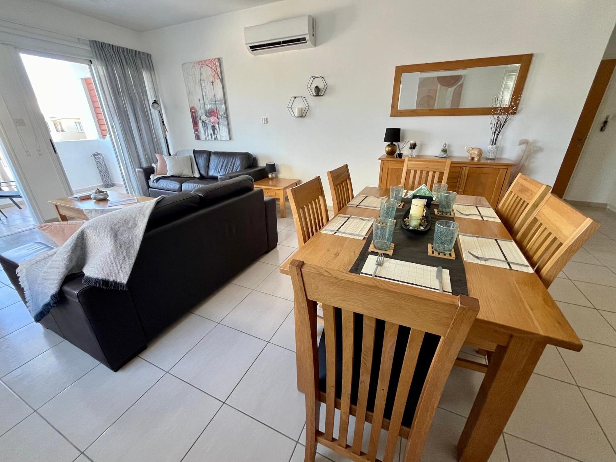 Beautiful 2 Bed Apartment In Peyia Valley, Paphos ภายนอก รูปภาพ